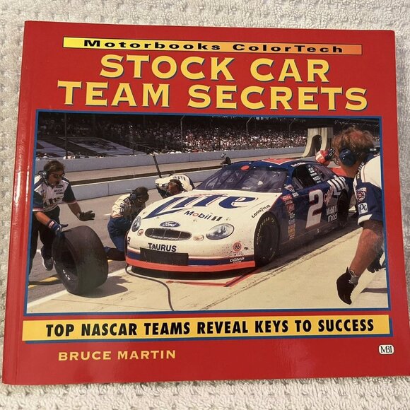 Motorbooks Colortech - Stock Car Team Secrets Book - Bruce Martin - Picture 1 of 5